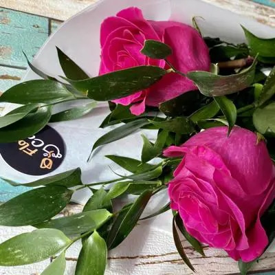 Ramo 2 Rosas Dos rosas, un mensaje: tú y yo