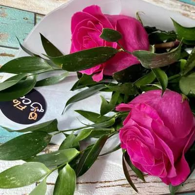Ramo 2 Rosas Dos rosas, un mensaje: tú y yo