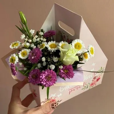 box coffee flowers