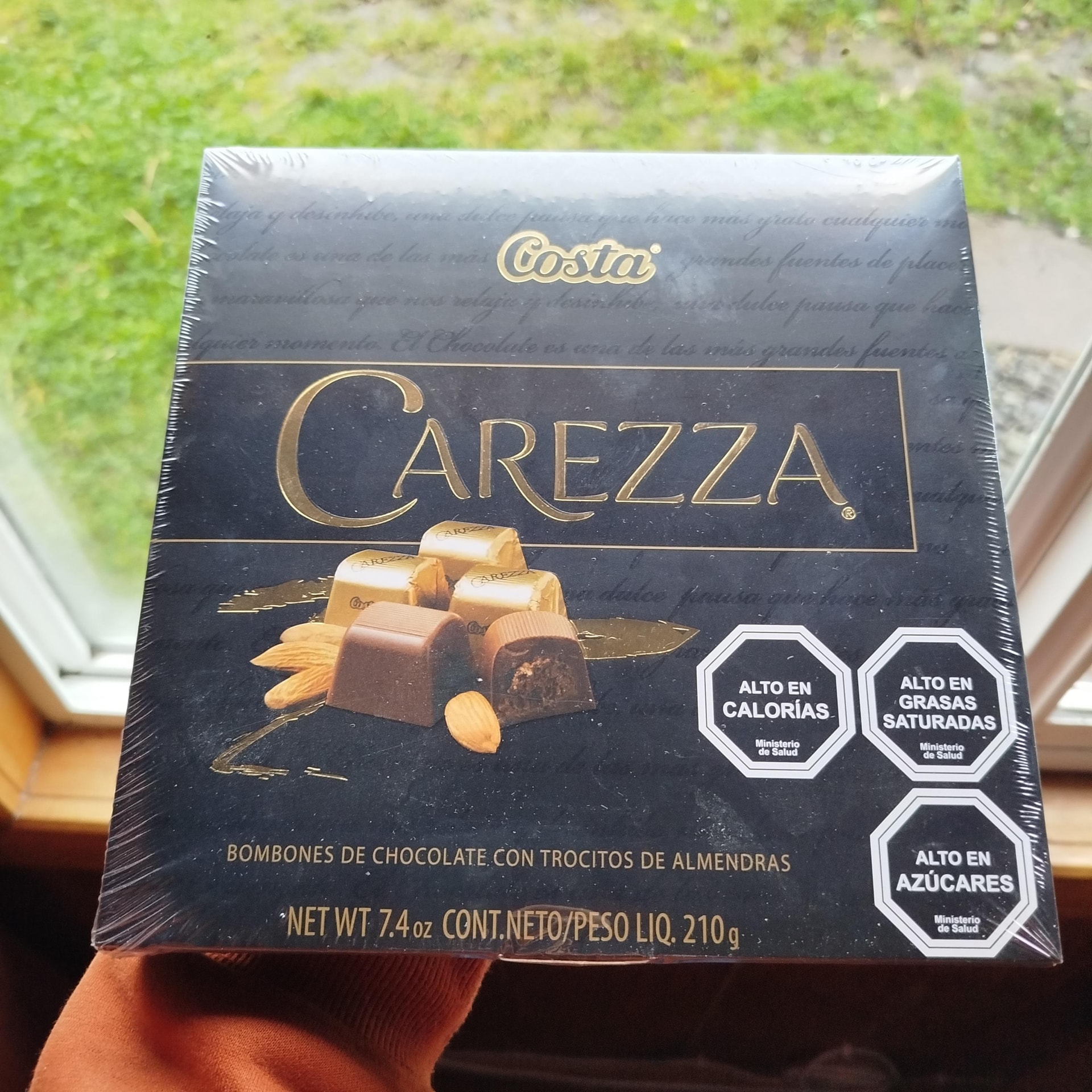 Bombones de Chocolate Carezza 210 g - Imagen 1