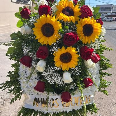 Corona floral fúnebre - Imagen 8