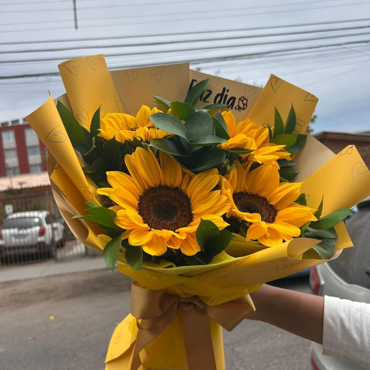 Ramo 4 girasoles - Imagen 1