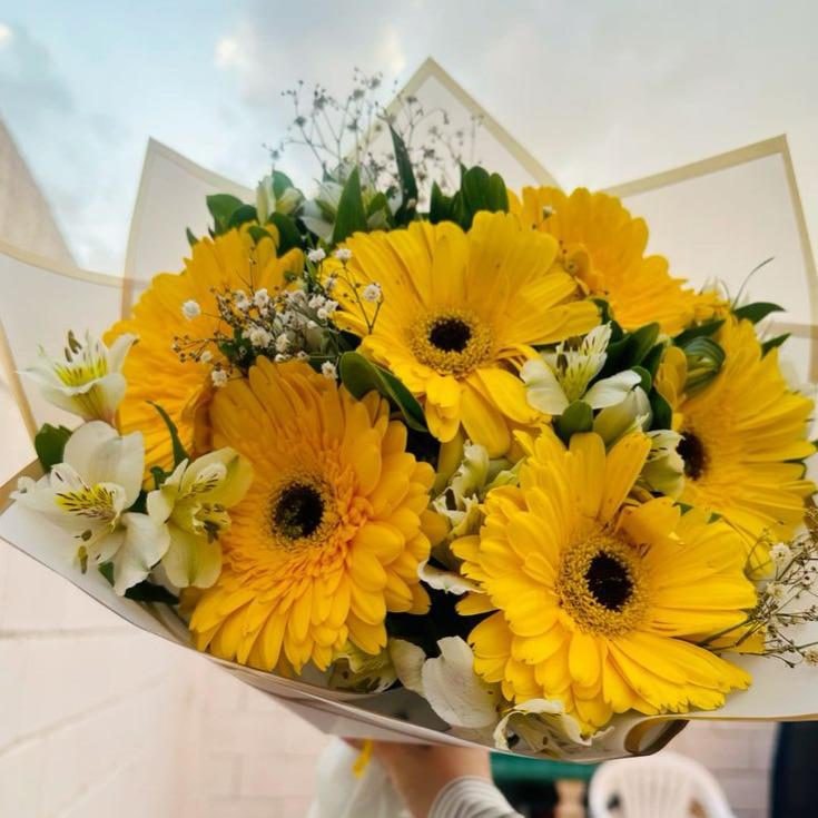 Ramo 💐Flores Amarillas - Imagen 1