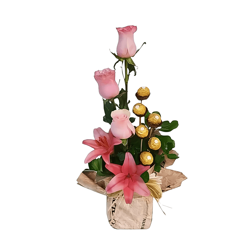Dulcinea - Arreglo de 3 Rosas, dos liliums y 6 Bombones - Imagen 1