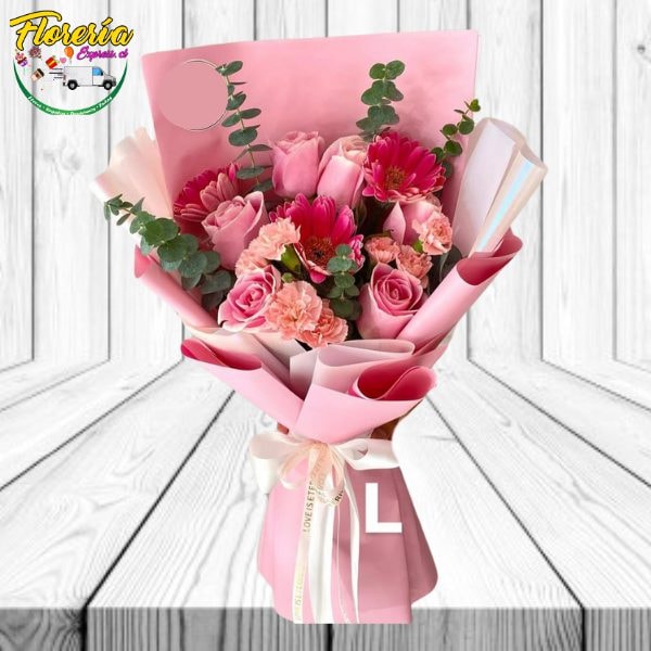 RAMO SANTIAGO CENTRO CON MIX 6 ROSAS, 3 GERBERAS - Imagen 1