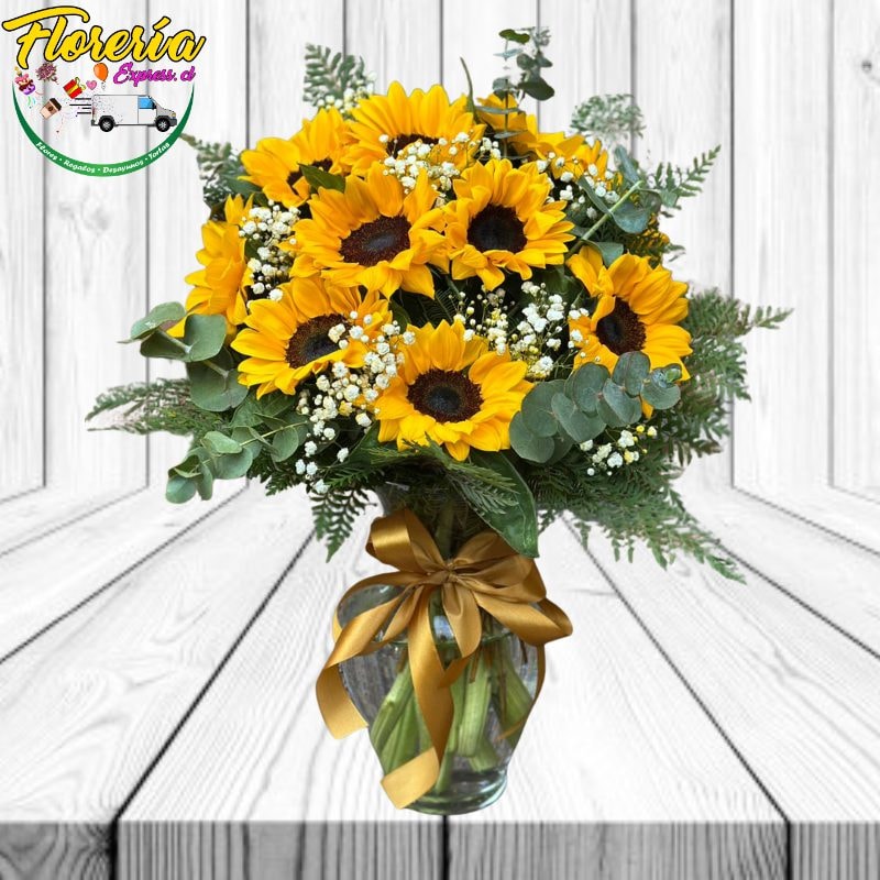 Florero de 10 Girasoles, eucalipto y follaje - Imagen 1