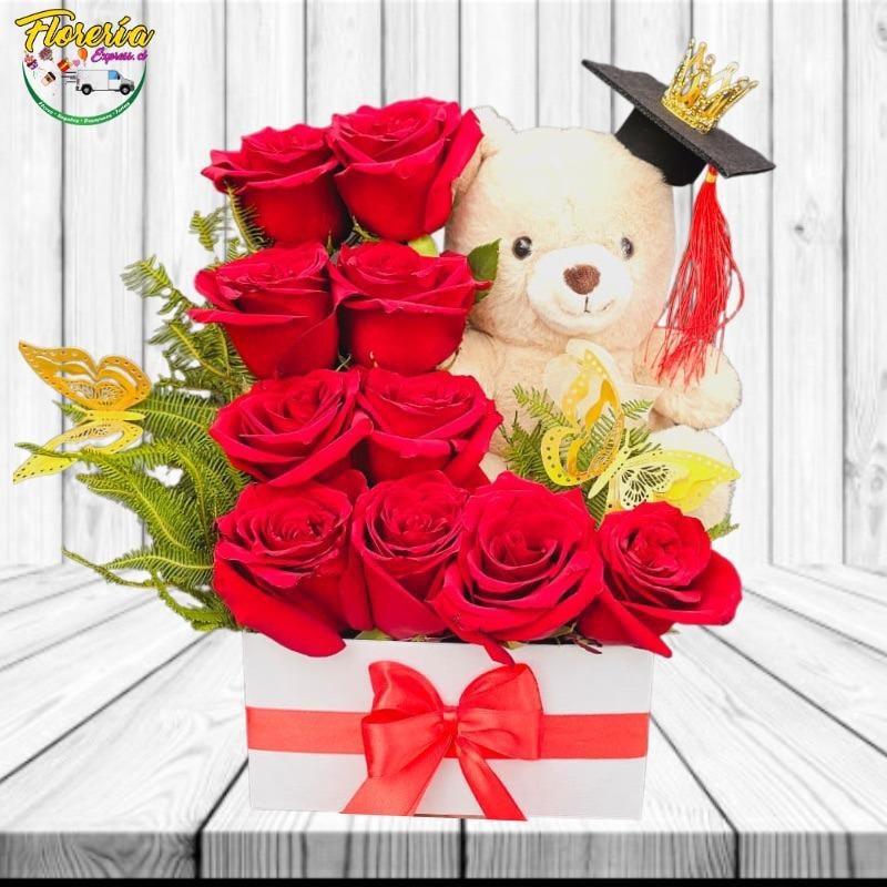 ARREGLO PARA LA GRADUADA MAS HERMOSA 10 ROSAS Y PELUCHE 25CM - Imagen 1